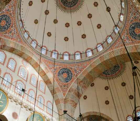 Algı Yönetimi ve Propaganda: Benzerlikler ve Farklar Algı Yönetimi ve Propaganda: Benzerlikler ve Farklar