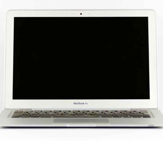 Algı Yönetiminin Psikolojik Temelleri: İnsan Zihni Nasıl Şekillenir? Algı Yönetiminin Psikolojik Temelleri: İnsan Zihni Nasıl Şekillenir?