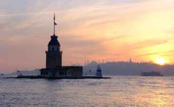 Eğitim Kurumlarında Kriz Yönetimi: Okullar Krizleri Nasıl Aşmalı? Eğitim Kurumlarında Kriz Yönetimi: Okullar Krizleri Nasıl Aşmalı?