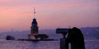 Kriz Anlarında Sözcülerin Basın Karşısında Yapması Gerekenler Kriz Anlarında Sözcülerin Basın Karşısında Yapması Gerekenler