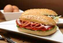 Mr Pickles Restoran Menüsü: Lezzetli Sandviçler ve Daha Fazlası Mr Pickles Restoran Menüsü: Lezzetli Sandviçler ve Daha Fazlası