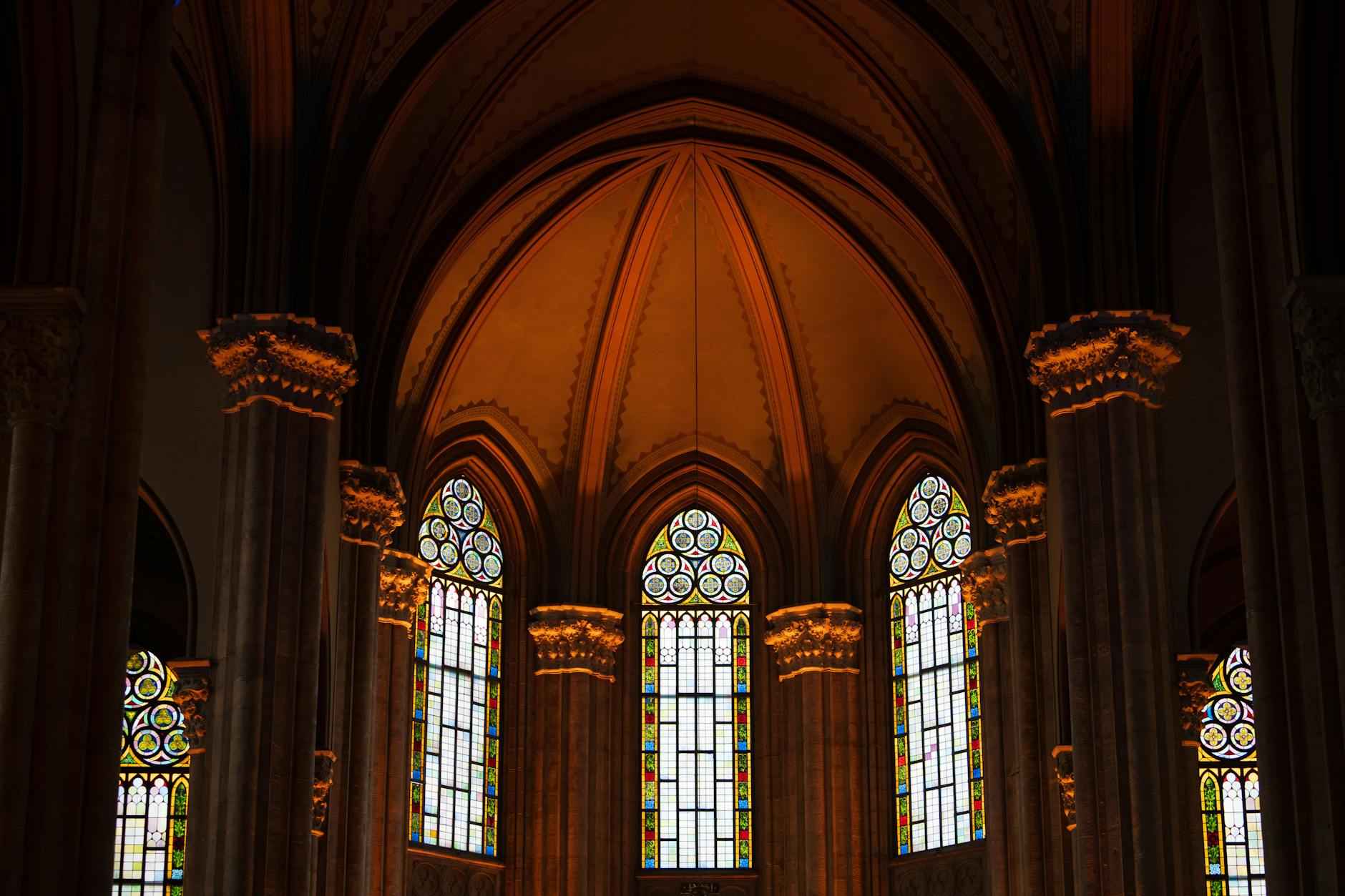 Şirketlerin Kriz Anlarında Yaptığı En Büyük Hatalar ve Dersler Şirketlerin Kriz Anlarında Yaptığı En Büyük Hatalar ve Dersler