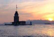 Teknoloji Şirketlerinde Kriz Yönetimi: Veri Sızıntıları ve Siber Saldırılar Teknoloji Şirketlerinde Kriz Yönetimi: Veri Sızıntıları ve Siber Saldırılar