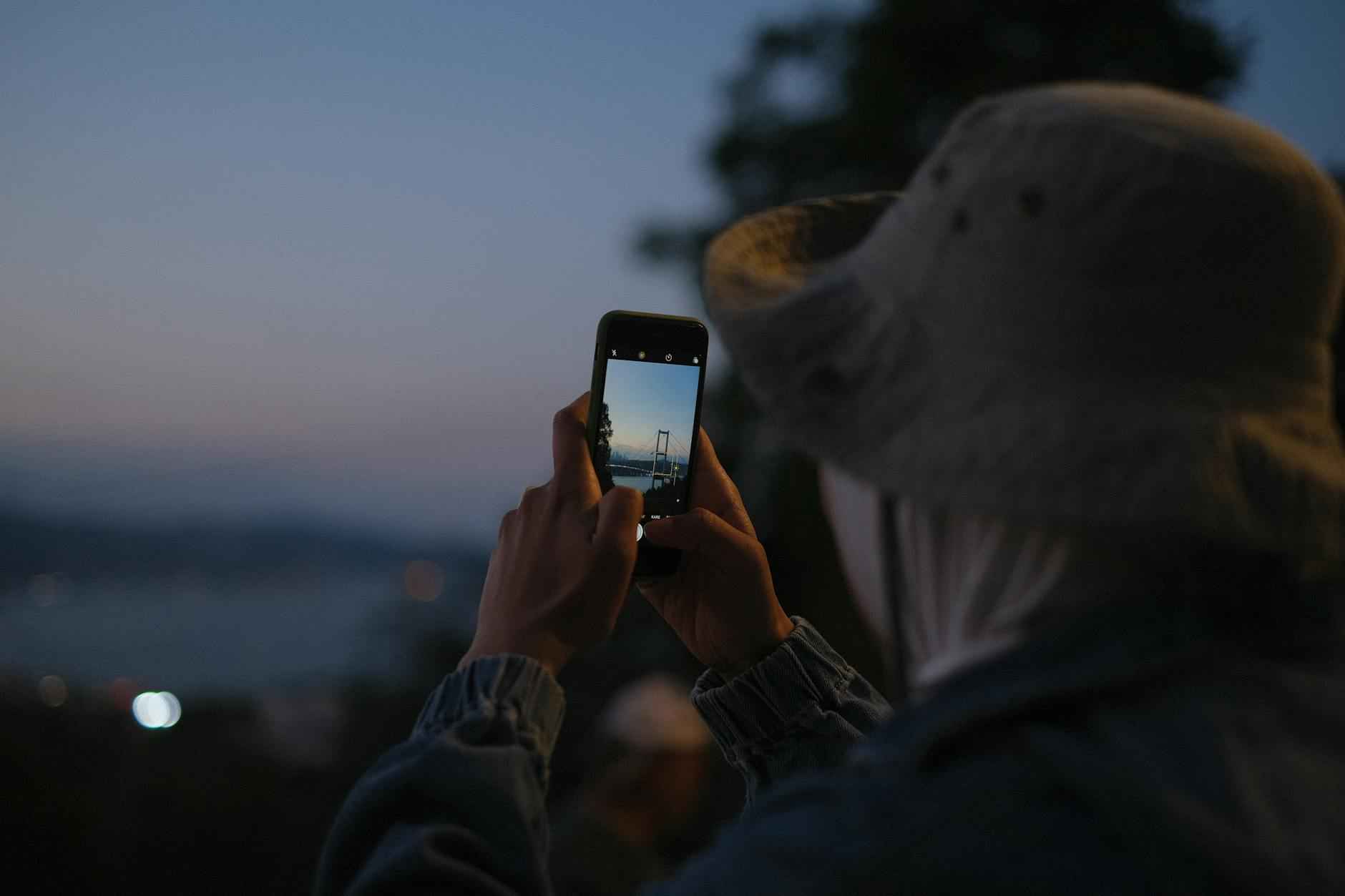 Turizm Sektöründe Kriz Yönetimi: Pandemiler ve Seyahat Kısıtlamaları Turizm Sektöründe Kriz Yönetimi: Pandemiler ve Seyahat Kısıtlamaları